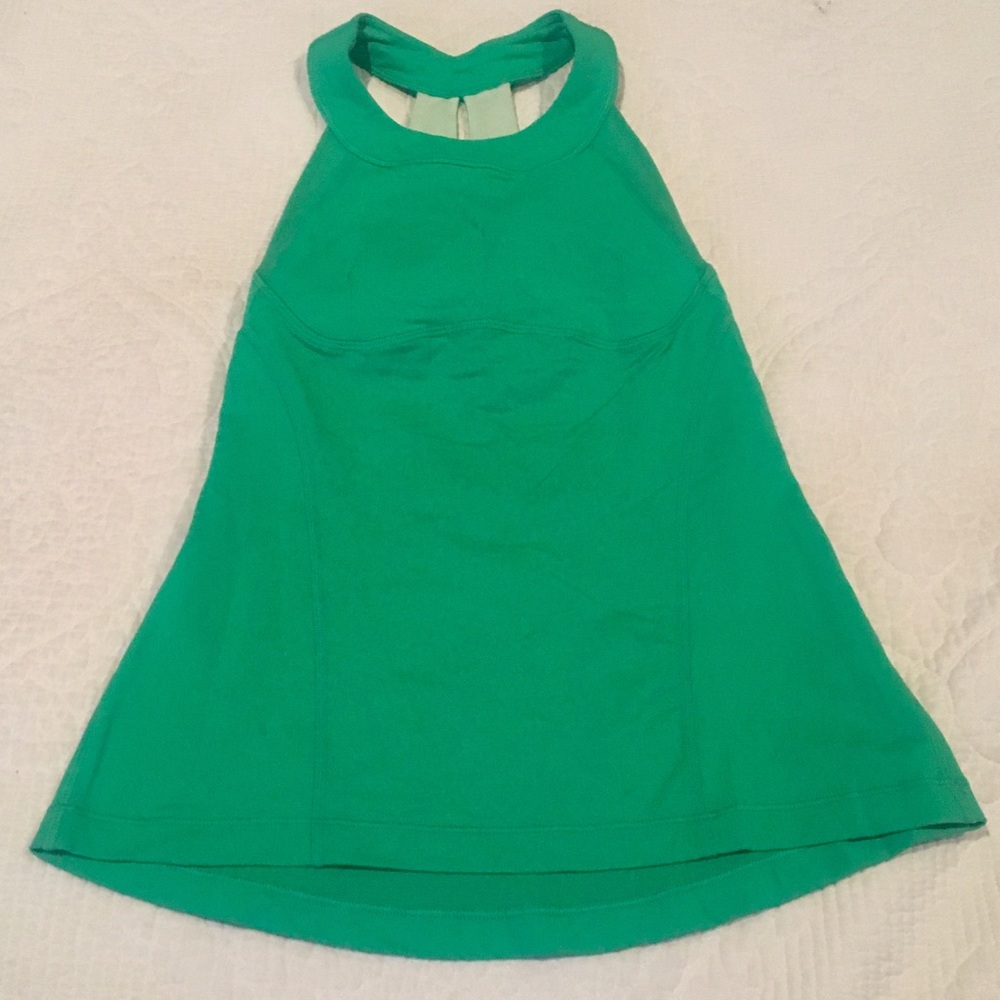 Lululemon tank